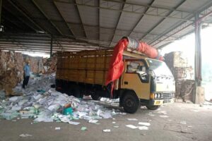 Mobile Shredding Unit On-Site